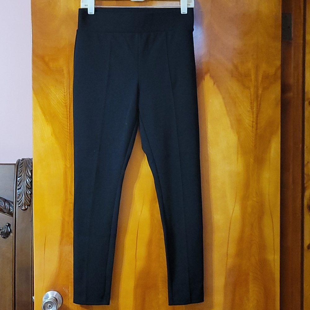 Gap Pointe leggings